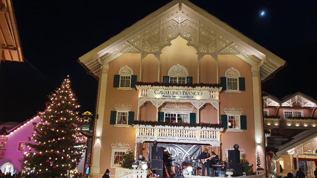 VAL DI FUNES: STA. MADDALENA Y ST GIOVANNI IN RANUI- VAL GARDENA: ORTISEI - DOLOMITAS: NIEVE Y MERCADOS NAVIDEÑOS EN NOCHEVIEJA (10)