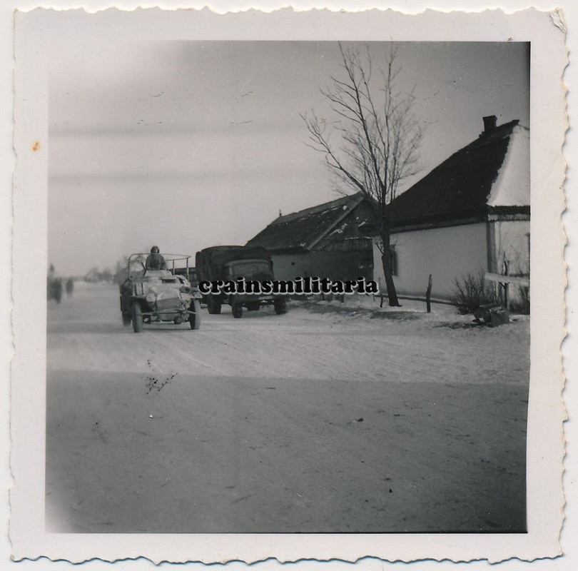 Orig. Foto Vormarsch SdKfz 223 Funk Panzerspähwagen Panzer Opel 