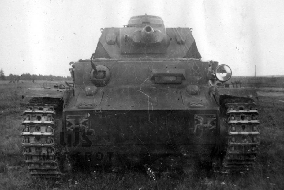 Pz-Kpfw-IV Ausf-F1 трофейный 2