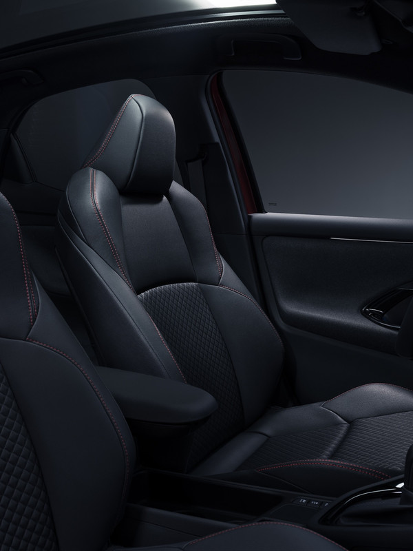 2020 Toyota Yaris (10)