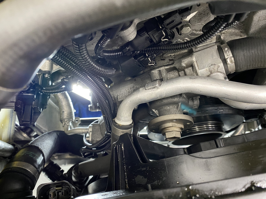 4C7678C5-578E-439F-8195-EB00B26D14C3