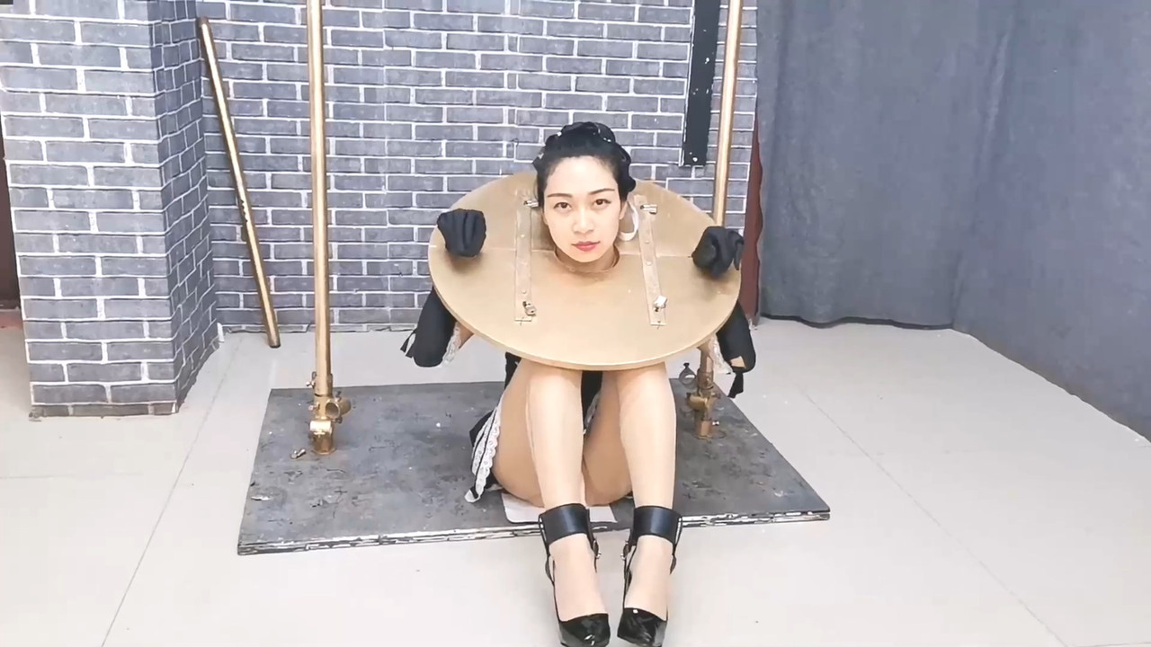 飞天原创 云儿木枷拘束架禁锢.mp4_20210702_092153.739