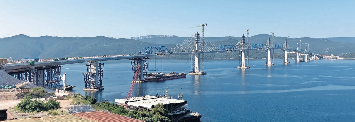 New China TV: China-constructed Peljesac Bridge progressing at speed in Croatia - Page 24 Screenshot-995