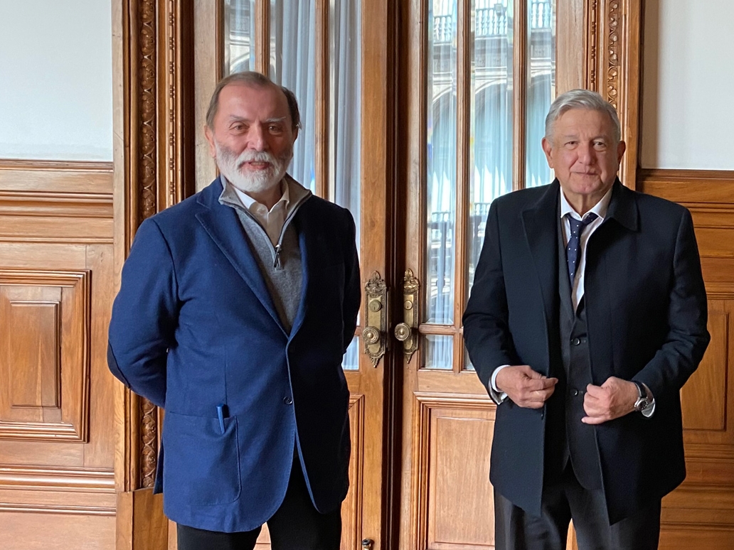 AMLO y Epigmenio Ibarra estrenarán documental sobre el AIFA el viernes