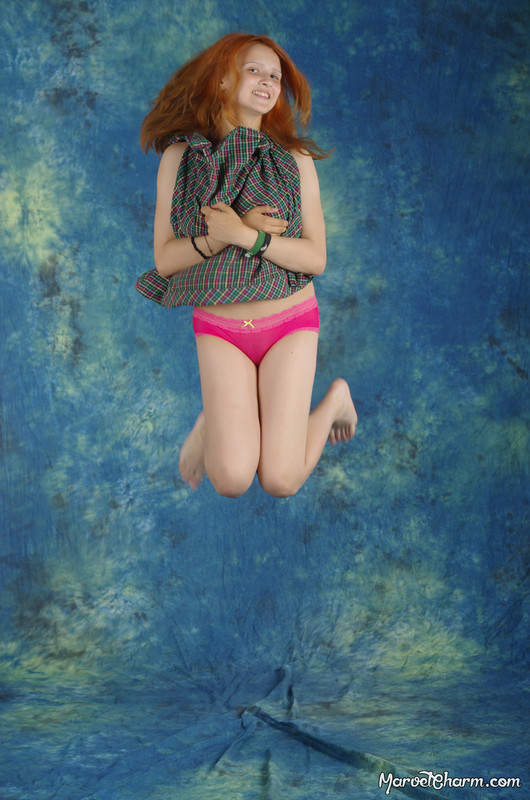 MarvelCharm_Lena-Unbuttoned-102