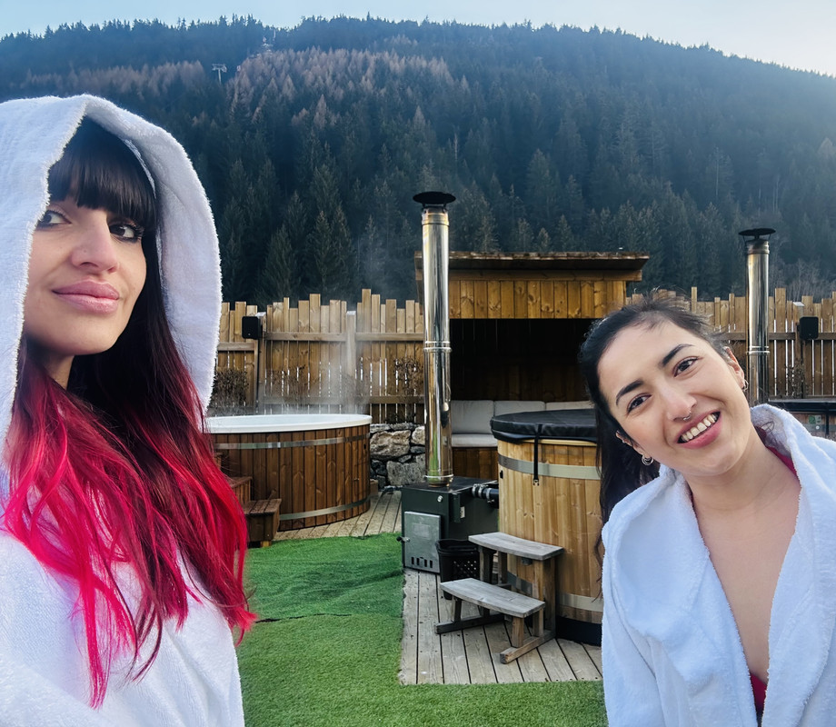 E0705908-21AE-4940-8269-C948F53EABF8