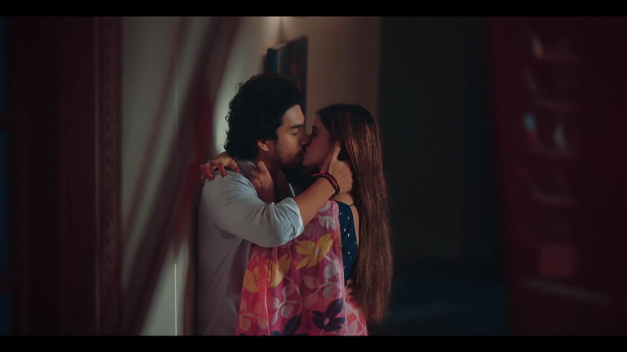 Hasratein Season 3 Hot Scenes – Shivangi Verma’s Bold & Sensual On-Screen Chemistry