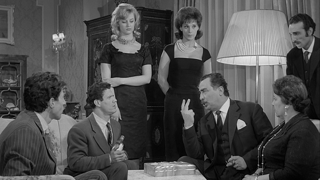 vlcsnap-2020-02-10-19h02m53s891