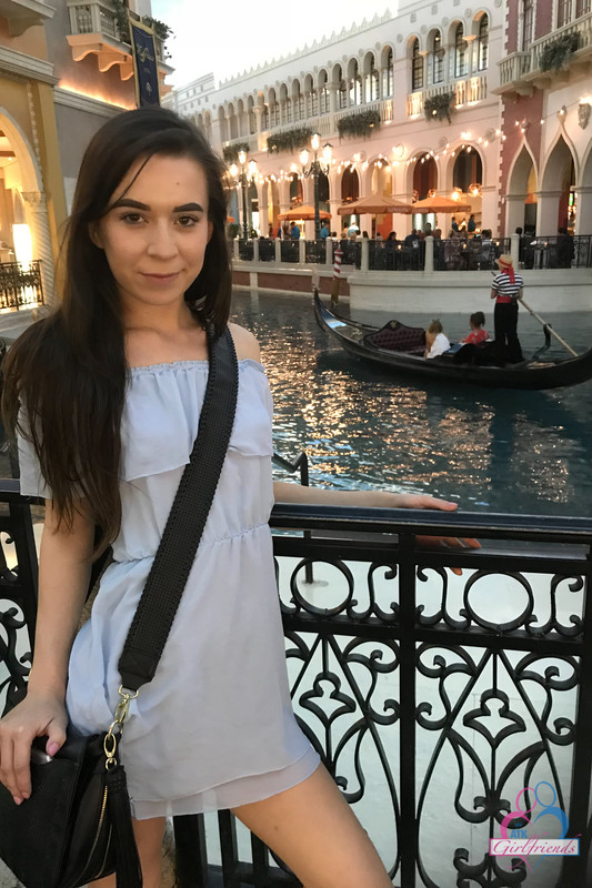 ari046ATK_371826008