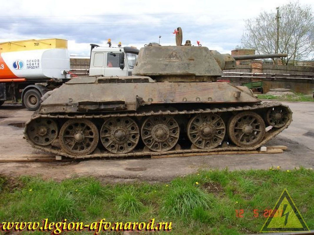 T 34 76 006