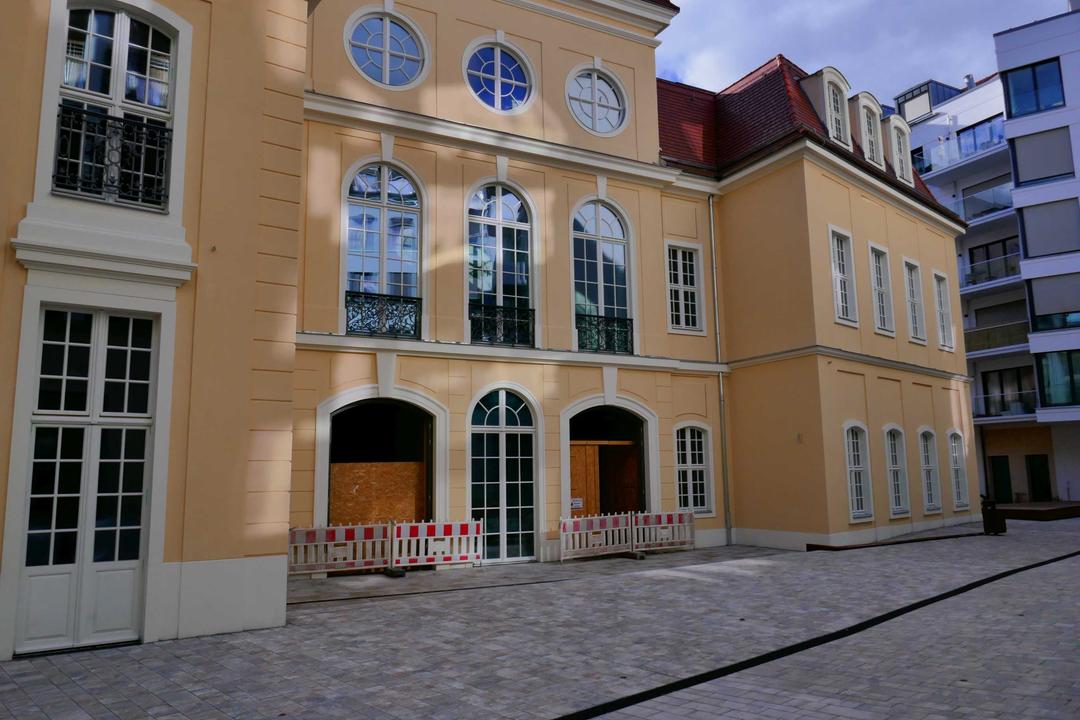 Bild: https://i.postimg.cc/PrVqZtqs/P1320321.jpg