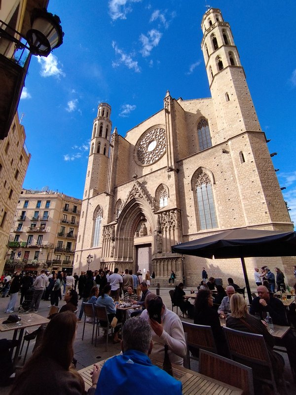 Barcelona 2025 - Blogs de España - Dia 4. Sábado 20 de Abril. De la Sagrada Familia al Puerto Olímpico. (20)