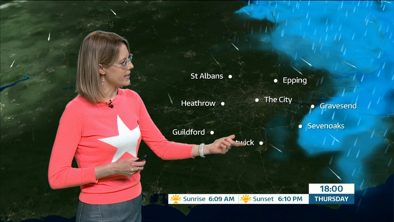 ITV News London_20210317_18001830.ts_snapshot_27.15.153