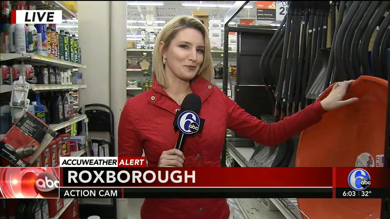 17 January - 23.00.00 - Eyewitness News at 6. Local news, sports