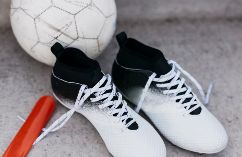 футбольные кроссовки