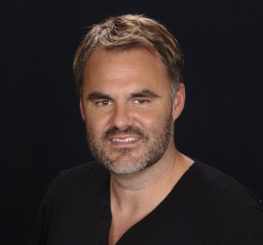 Dr. Nathan Hansen