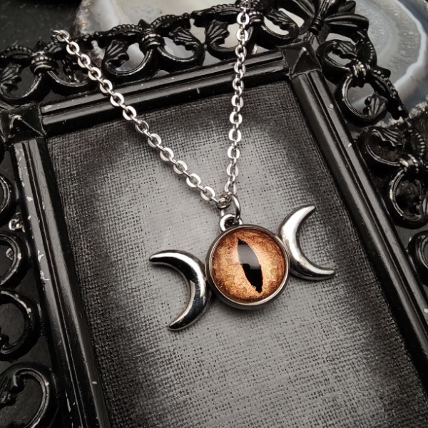 Selene Golden Cat