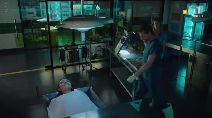 Harrow S02E01 FRENCH HDTV XviD EXTREME KxmiDRM