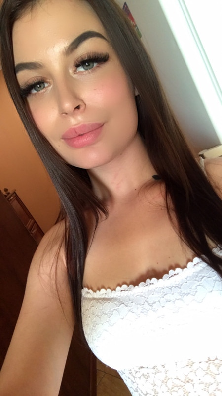 F4280F85-879C-4363-B799-BE2696EB7425