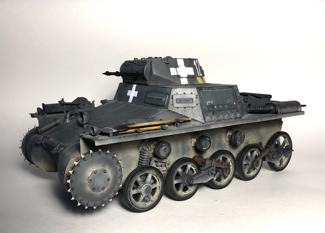 6285988F-3DF6-4A06-8E3A-5A6C80A68D9D