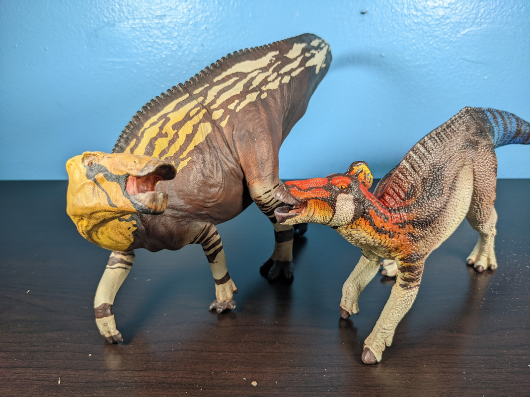 CollectA Edmontosaurus Repainted by Paintingdinos PXL-20220628-222706121-MP