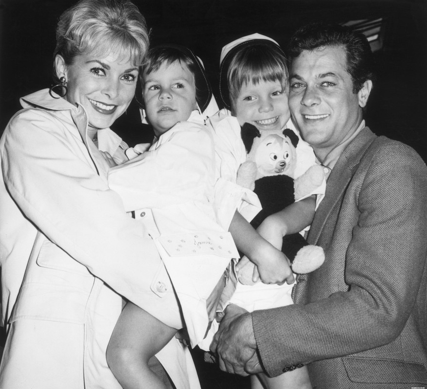 Janet_Leigh_d75