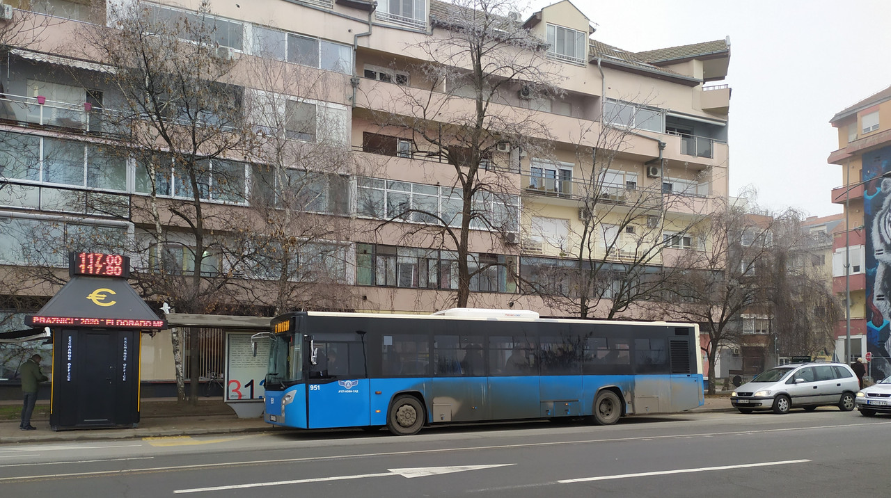 Ikarbus #951