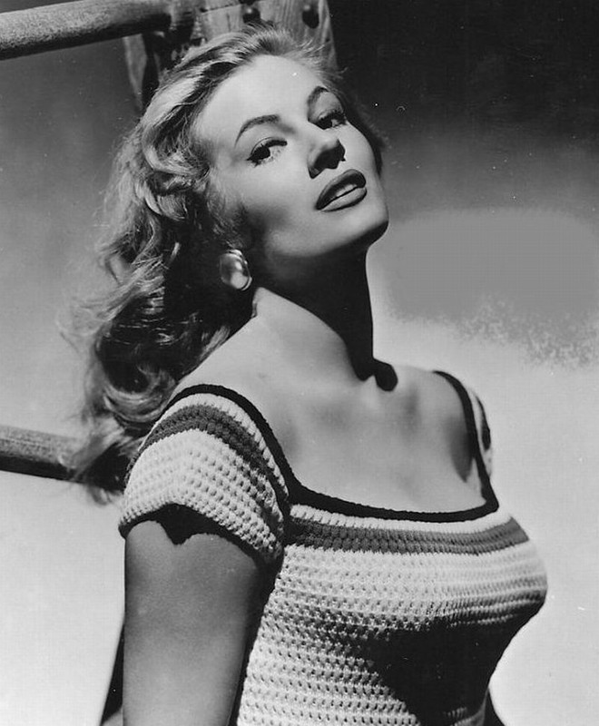 anita_ekberg_mb67