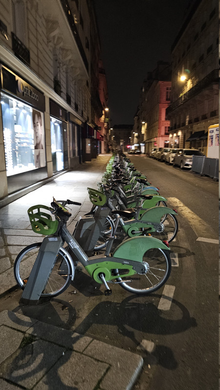 Velib,類似台灣的Ubike