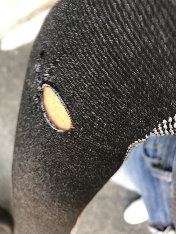 D4285D07-9E19-4D71-94AA-A1CAFCA34C5B