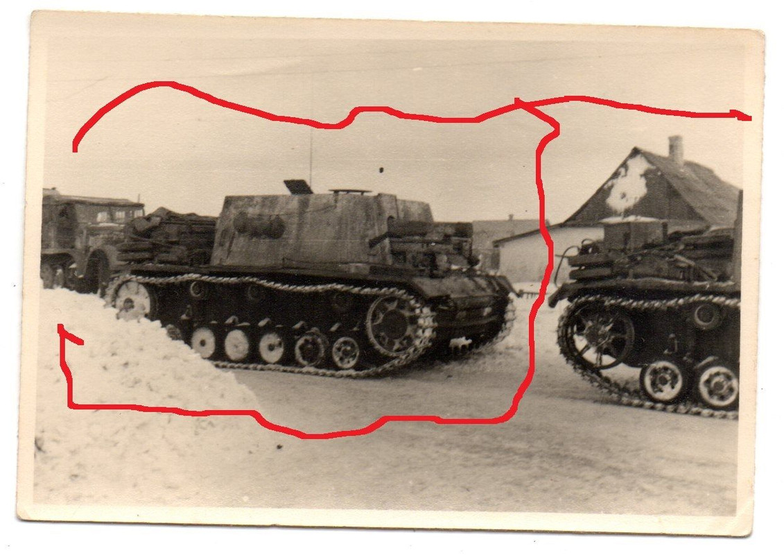 StuIG 33 B Sturm-Infanteriegeschütz 33 Stug Foto