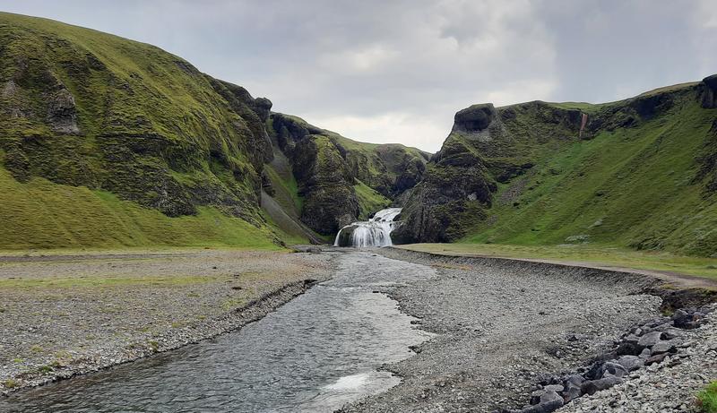 Islandia increíble en 11 días. - Blogs de Islandia - Dia 4. Playa negra Vik, Eldhraun, Stjórnarfoss, Foss á Síðu, Skaftafell. (6)
