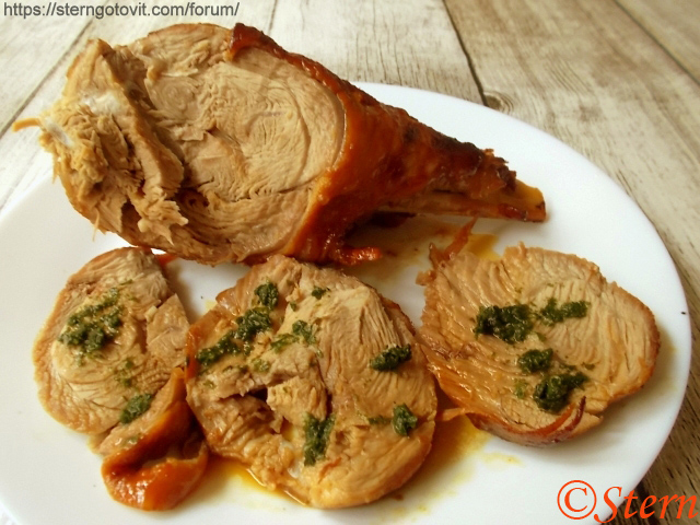 Индюшиная голень в рукаве для запекания