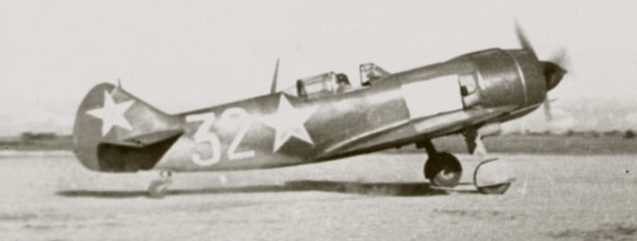 Lavochkin-La-5F-21IAP-White-32-prepares-for-take-off-Leningrad-Front-1944-01