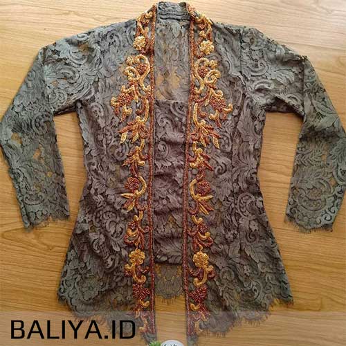 Model baju kebaya seragam pesta keluarga