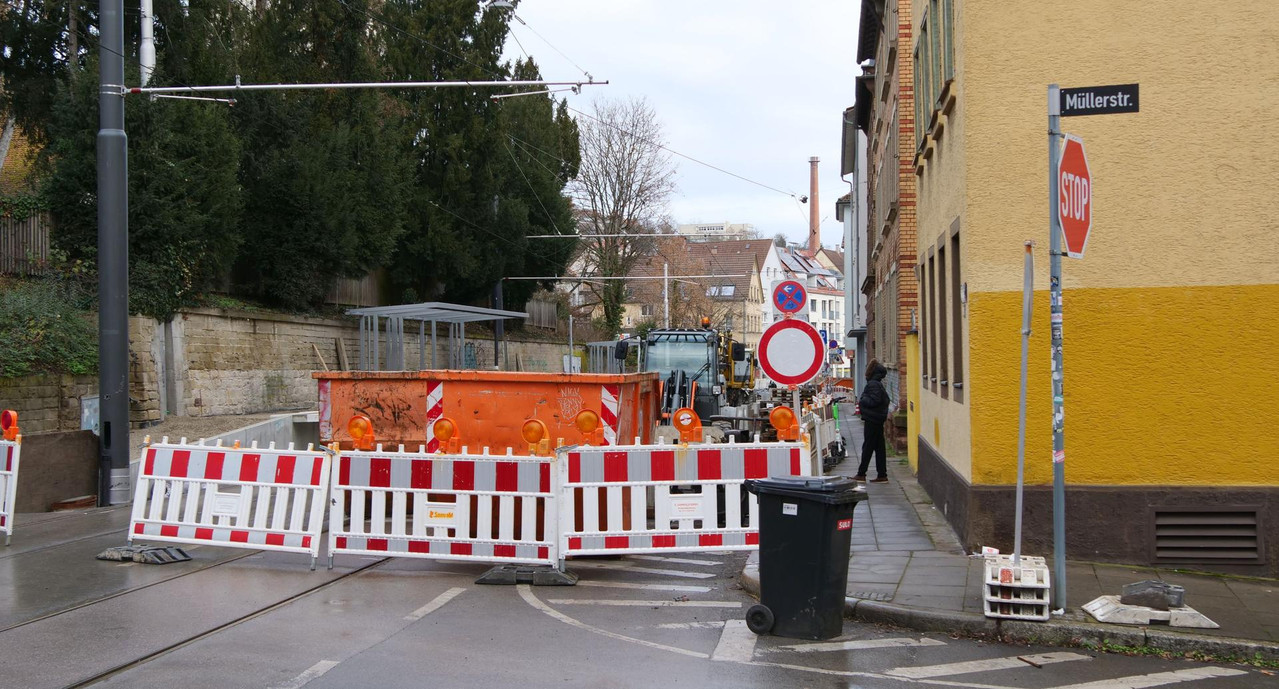 [Bild: 061225-122256-305b.jpg]