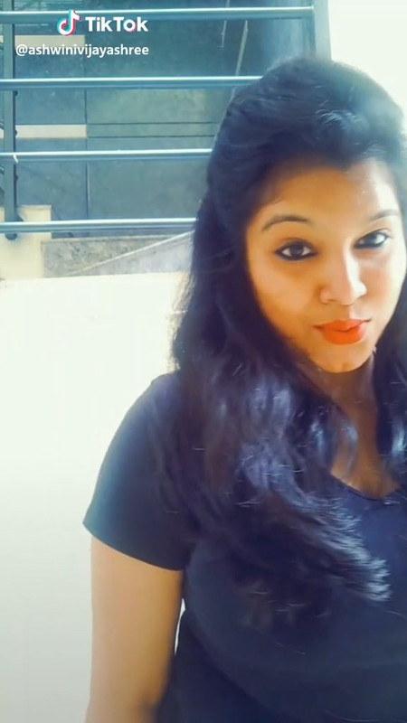 mallu girl huge boobs.mp4_snapshot_00.04.580