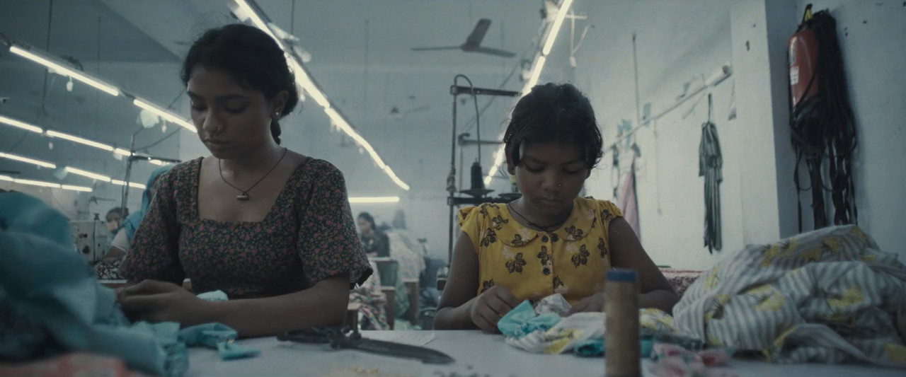 Anuja 2024 WebRip [Hindi + English] 480p, 720p ESub Screenshot