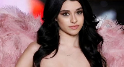 Rachel Brockman Naked Spreads Legs – Huge Tits & Pussy Full View XXX