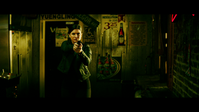 3 - Extraction [m720p x264] [Cast AC3/Ing DTS] [Thriller/Acción] [2015]