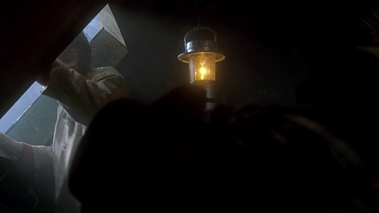 Jurassic-Park-III-2001-Hindi-English-Blu-Ray-720p-x264-AVC-AAC-6ch-ESub-mkv-0003