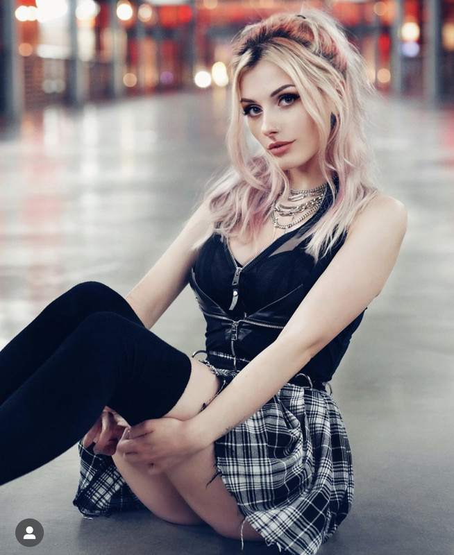 rolyat and rolyatistaylor in answer #1712635
