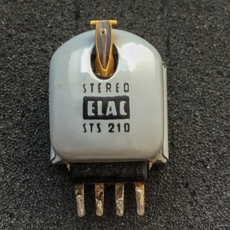 [Bild: ELAC-STS-210-1-von-1.jpg]