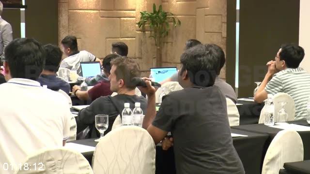 [Image: G-PBartke-Hutchinson-Pixel-Mastery-Live-Singapore.jpg]