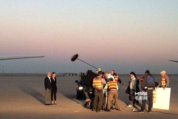 CZCv6gVggeI_1383758183