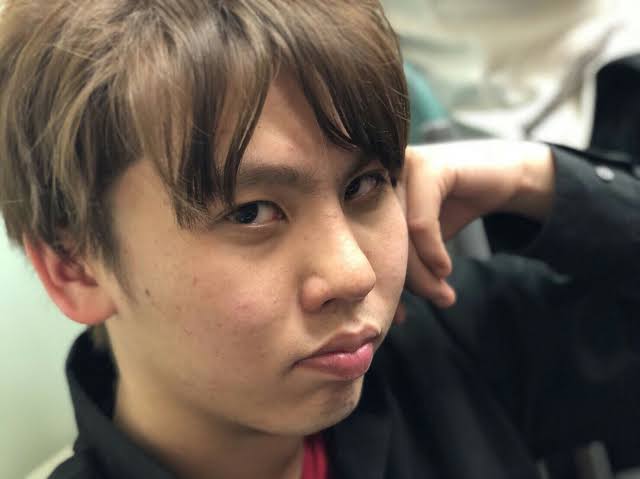 B0C52061-EA9A-40F4-9E50-B0D98668D96D