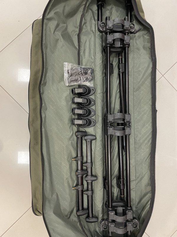 50F50140-9943-4B83-8BBD-C561217F55E2