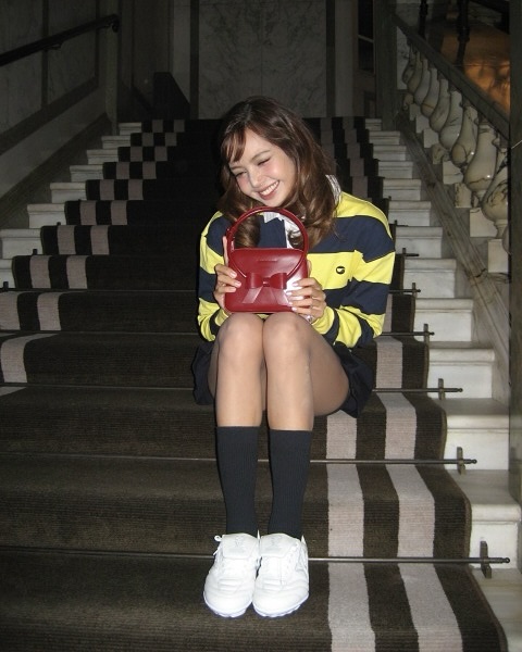 lalalalisa-m-1737220661-3548386550682533592-8012033210