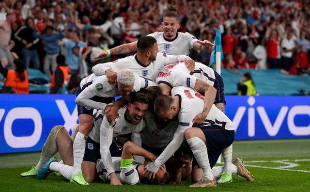Inglaterra venció a Dinamarca