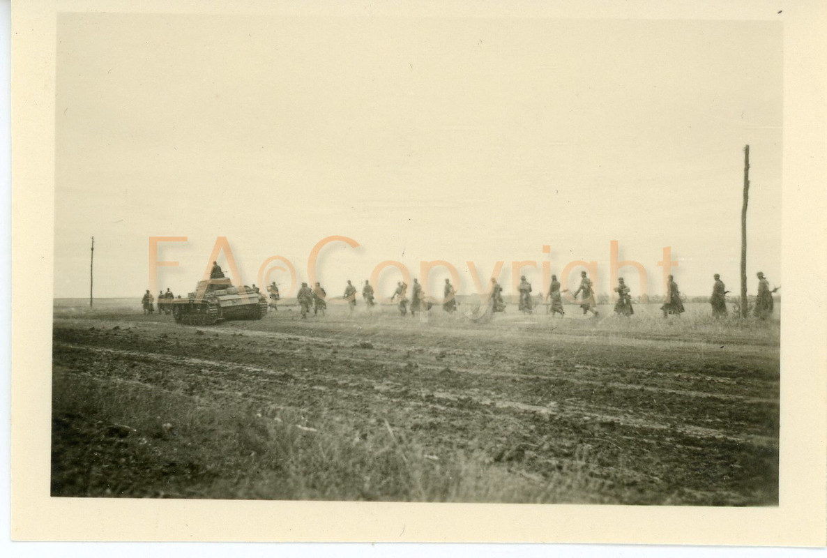 Russland Ukraine Kämpfe Panzer III Tank Foto